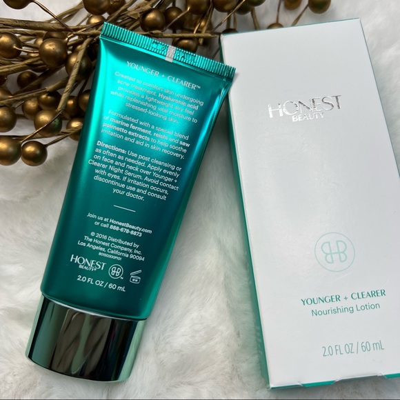 Honest Beauty | Younger + Cleaner Nourishing Lotion - Picture 5 of 10